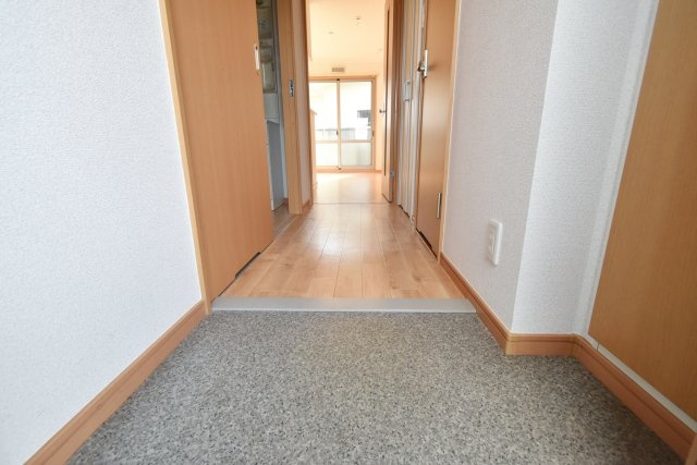 メゾン・クレールの玄関