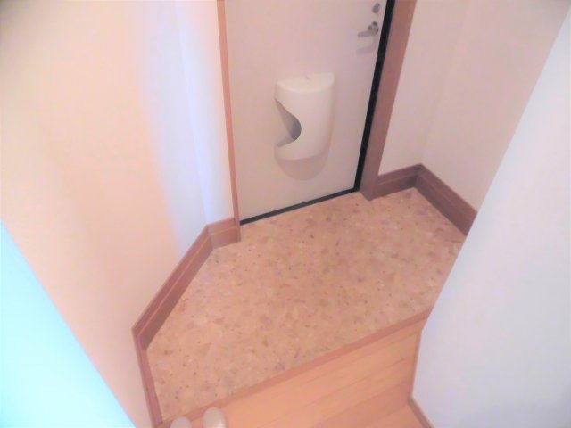 パークメゾン曽根の玄関|イメージ写真