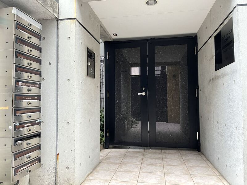 MODULOR中野新橋WESTのエントランス