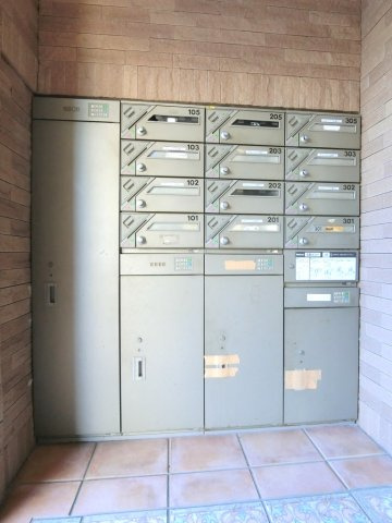 【その他共用部分】 | ヴィラトリアノン | 宅配ボックス・集合ポスト