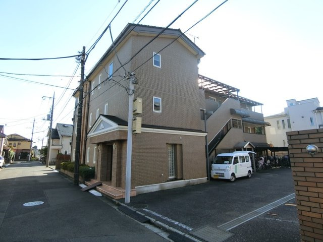 【外観】 | ヴィラトリアノン | 高級感のある外観