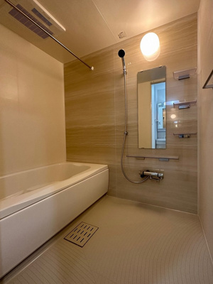 【浴室】 | LIBTH博多空港通り | 同シリーズの写真です