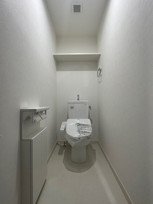 【トイレ】 | LIBTH博多空港通り | 同シリーズの写真です