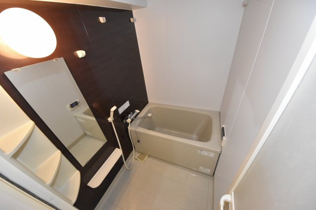 クローバービュー上本町の浴室|その日の疲れはバスムールで疲れを癒しましょう！！