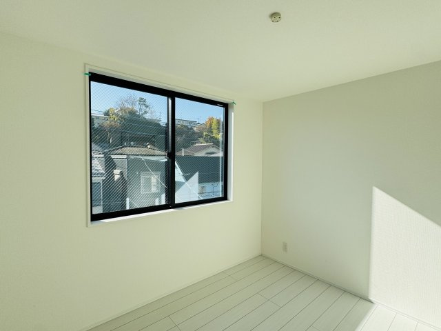 八王子市　散田町　新築一戸建て　１期の子供部屋|～3階5.3帖の洋室です～