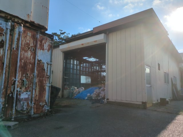 【外観】 | 山武市松尾町借毛本郷　倉庫兼住宅