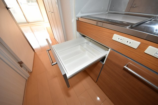 アフルエンス難波