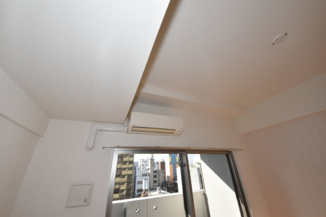 アフルエンス難波