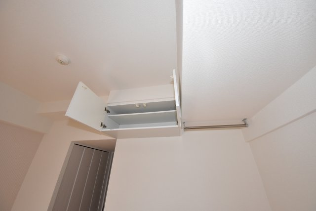 アフルエンス難波