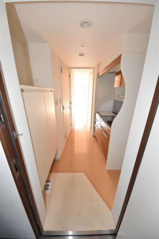 アフルエンス難波の玄関