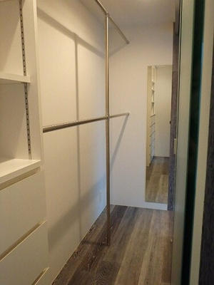 【収納】 | ＡＲＴＥＭＩＳ　ＭＩＮＡＭＩ　ＡＺＡＢＵ | ウォークインクロゼット　※2021年1月撮影