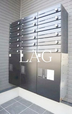 【その他共用部分】 | ペスカーサ | ポストと宅配ボックスです。