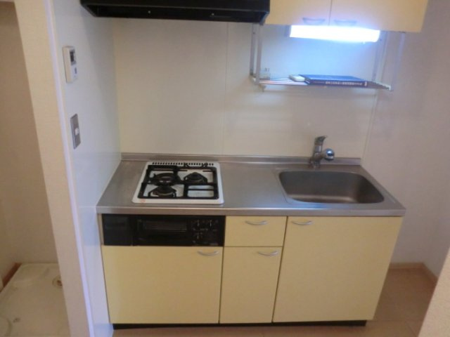 プレシャスコートのキッチン|お料理しやすいキッチンです