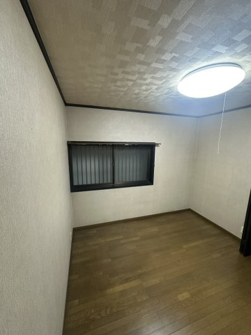 小若江2丁目住居付店舗の内装