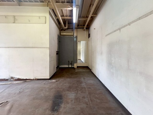 小若江2丁目住居付店舗の内装