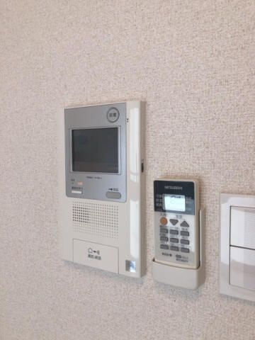 スカイコート上野稲荷町のセキュリティ|モニター付きインターホン