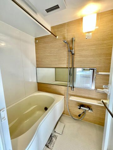 スカイコート上野稲荷町の浴室