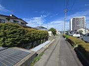 盛岡市津志田中央3丁目218-8，218-9の前面道路含む現地写真