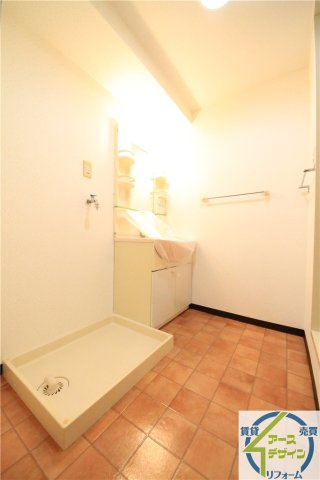 プレステージ西明石Ⅲの独立洗面台|※類似部屋