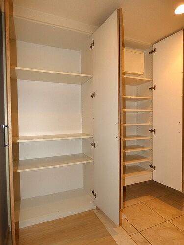 ライオンズ横浜新子安ハーバーコートの収納|玄関収納