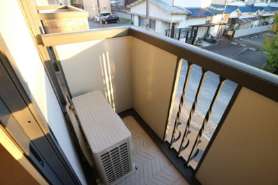 【バルコニー】 | シャトルコート