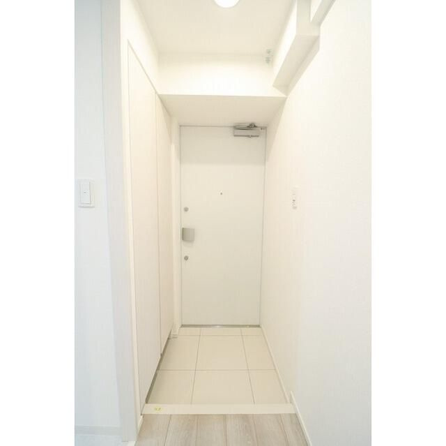 コンフォリア日暮里の玄関