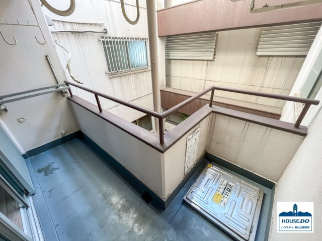 【オーナーチェンジ】丸美シャトー大須　中区大須２丁目のバルコニー|バルコニーは間取りに合わせ上手にスペースがとられています