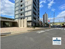 ペット可＆最上階！ヴィークステージ茶屋ヶ坂スカイレジデンスの外観|マンションエントランスを含む現地写真です。