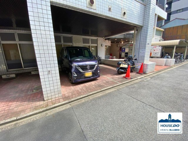 駅近&ペット飼育可能物件♪サンパーク今池の駐車場|駐車場の様子