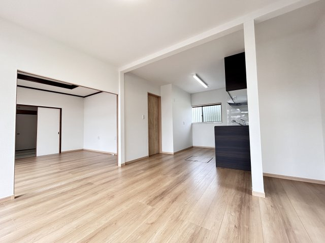 栃木市本町　中古戸建の居間・リビング