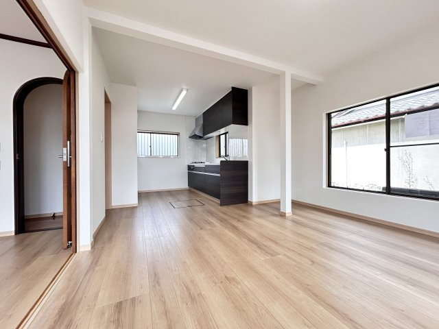 栃木市本町　中古戸建の居間・リビング