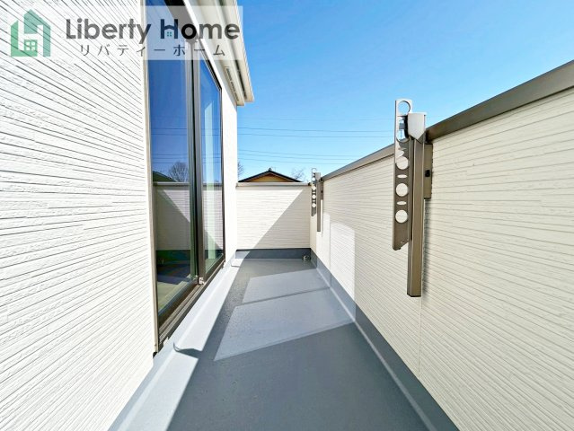 水戸市大塚町　新築戸建　B号棟のバルコニー