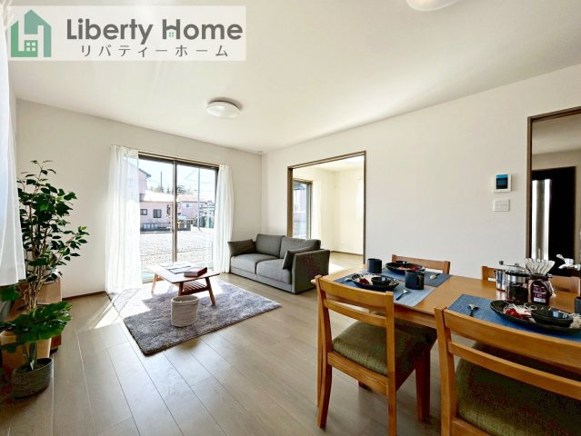 水戸市大塚町　新築戸建　B号棟の居間・リビング