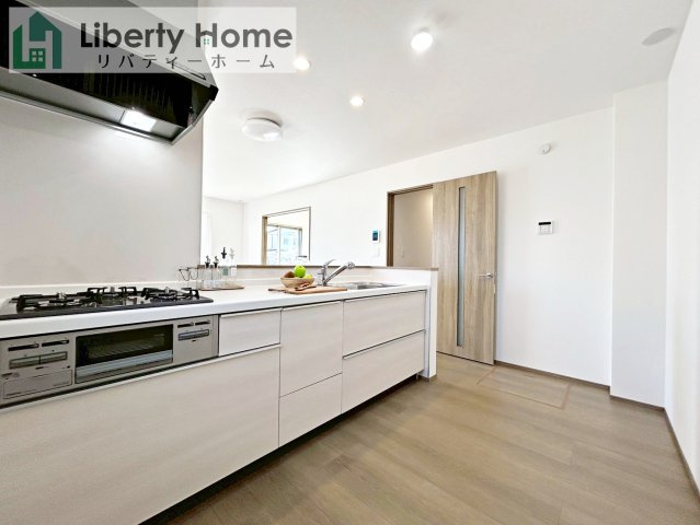 水戸市大塚町　新築戸建　B号棟のキッチン