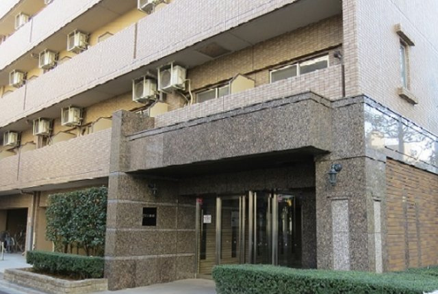 レジディア門前仲町のエントランス