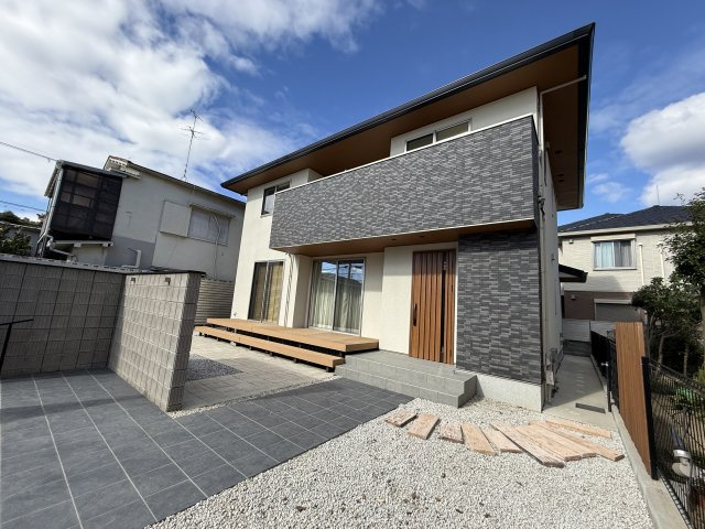 豊中市岡町南戸建