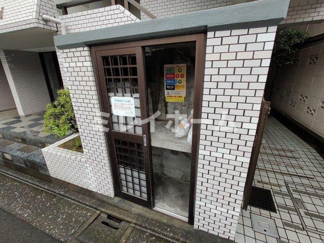 ルーブル池上のエントランス