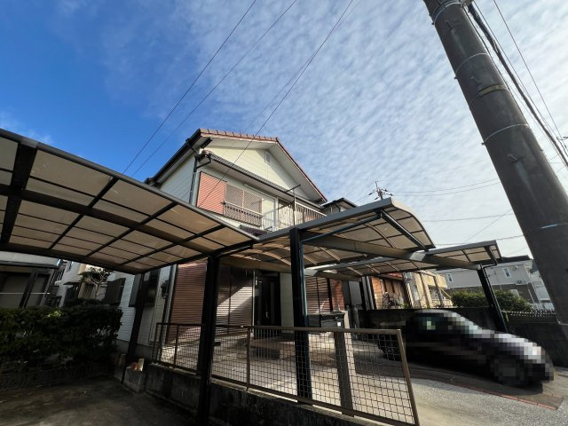 高知市介良乙の一戸建ての駐車場
