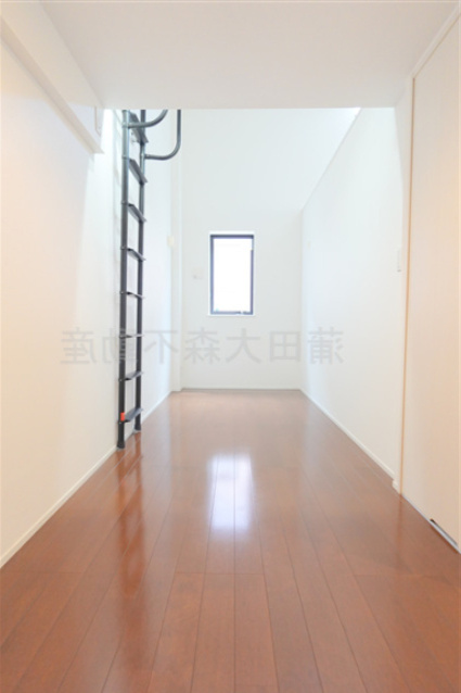 グランティーズ大森の寝室|洋室5.1帖