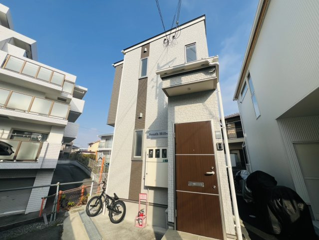 サウスヒルズⅡの外観