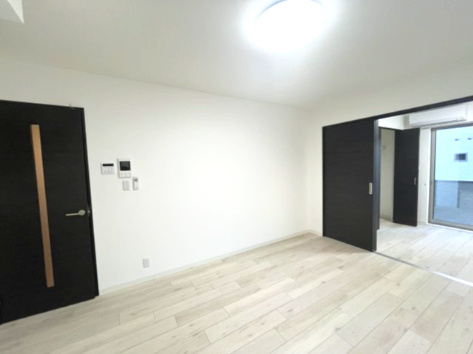 ジーメゾン守口藤田の居間・リビング