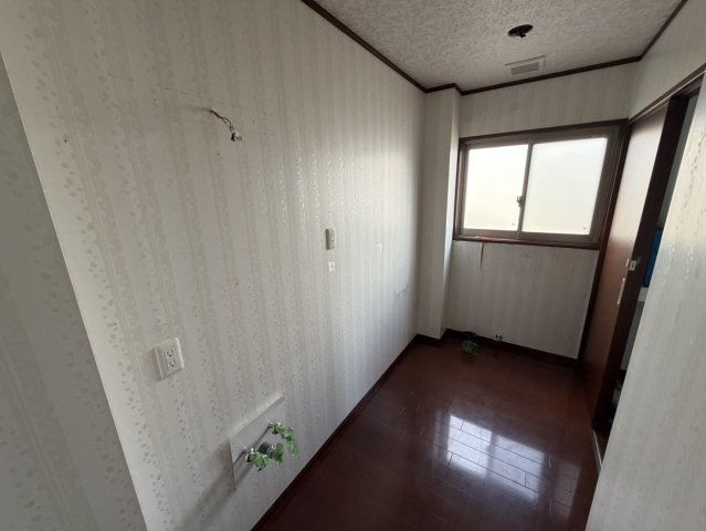 手広ビルの内装