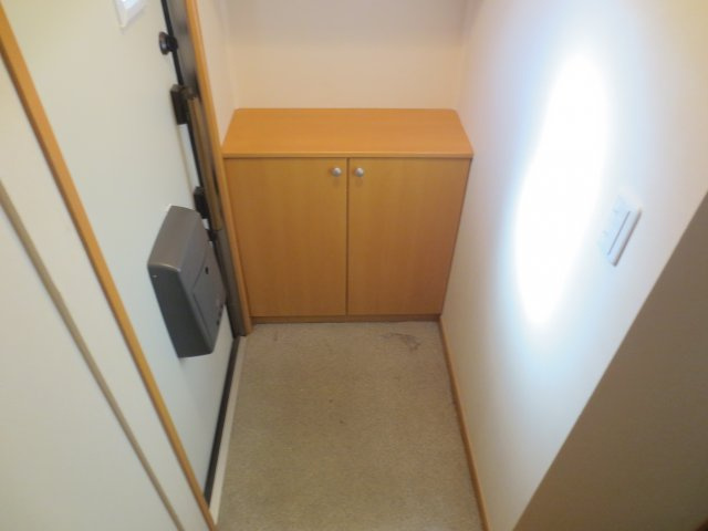 ルミエールBの玄関