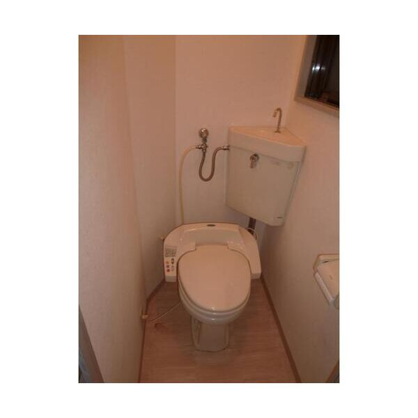 プチ・シャトーあけぼののトイレ