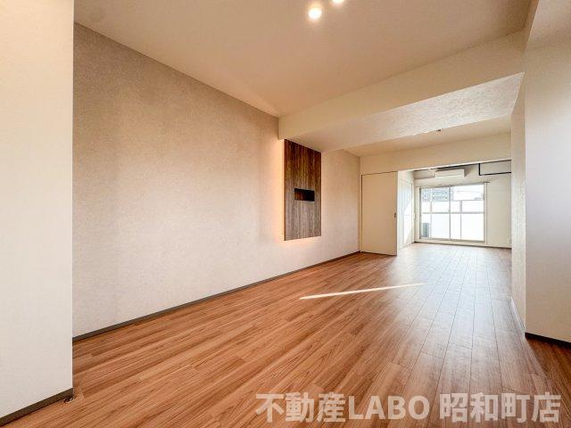 Broad阿倍野阪南町Residenceの居間・リビング