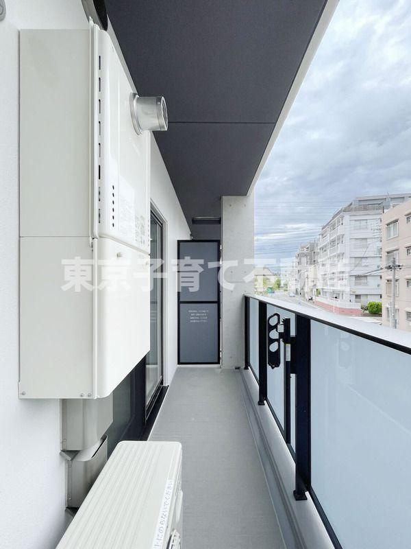 S-RESIDENCE高島平asoleaのバルコニー