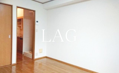 【居間・リビング】 | サンシャイン・バレー | 洋室のお部屋です。