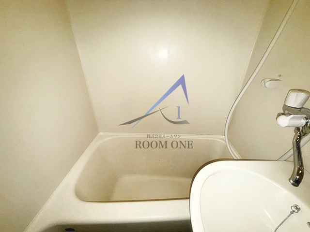Ｂアパート（ベルコーポ）の浴室|お風呂です。