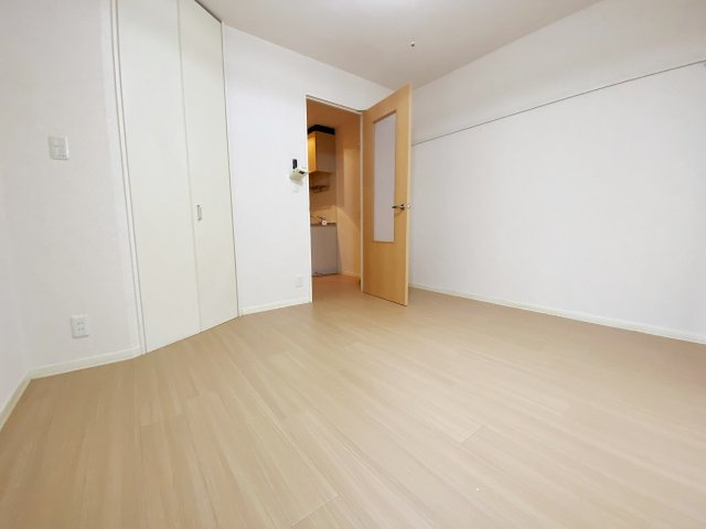 ハウスオブオレンジの洋室