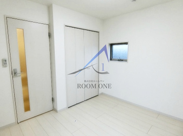 リブリ・スクエアの居間・リビング|洋室のお部屋です。